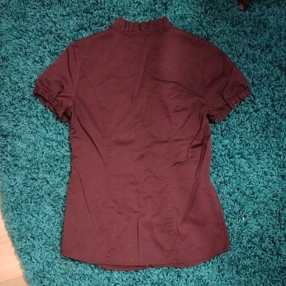 Women's Burgundy Short Sleeve Top - Picture 8 of 10